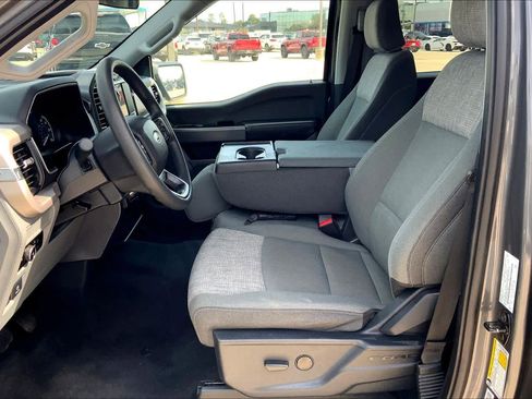 Used 2023 Ford F150 XLT image 7