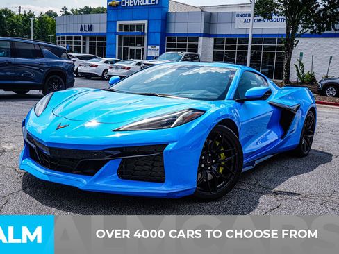 Used 2024 Chevrolet Corvette Z06 RWD image 2