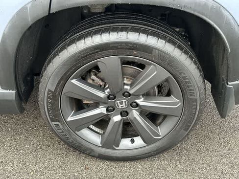 Used 2023 Honda Pilot Sport image 5