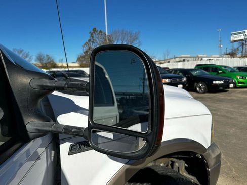 Used 2005 Ford Excursion Eddie Bauer image 16