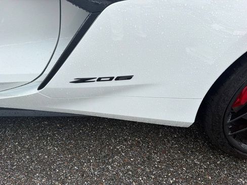 Used 2026 Chevrolet Corvette Z06 RWD image 10