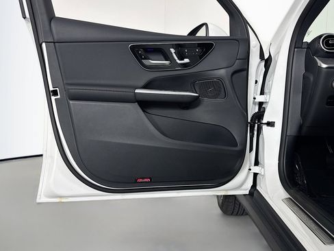 New 2026 Mercedes-Benz GLC 300 image 20