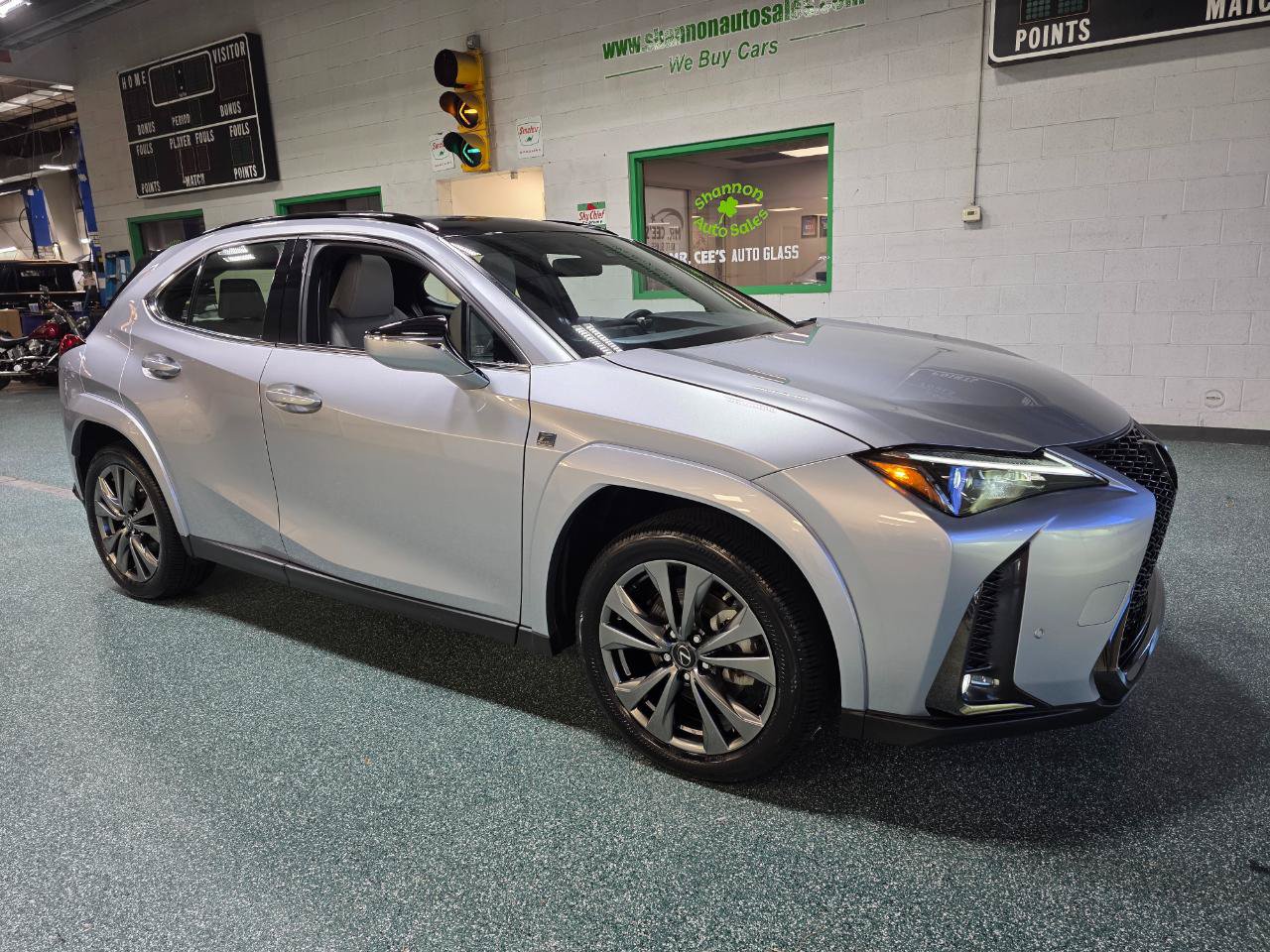 Used 2024 Lexus UX 250h F Sport FWD image 4