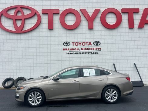 Used 2023 Chevrolet Malibu LT w/ Driver Confidence Package FWD image 7