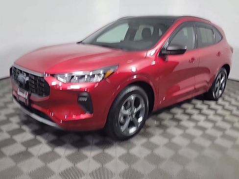 Used 2024 Ford Escape ST-Line w/ Tech Pack #1 image 11