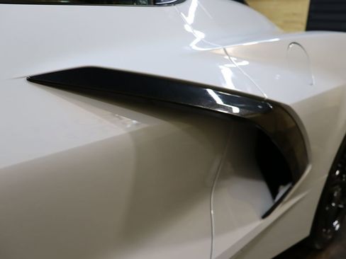 Used 2024 Chevrolet Corvette Stingray Premium Conv w/ Z51 Performance Package image 14