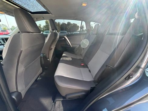 Used 2014 Toyota RAV4 XLE AWD/4WD image 8