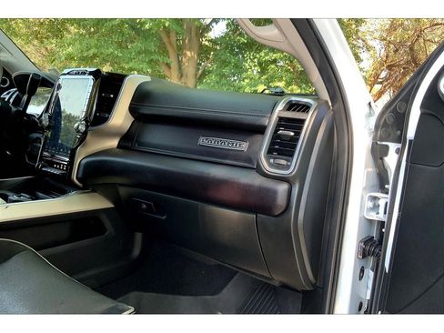 Used 2023 RAM 3500 Laramie image 17