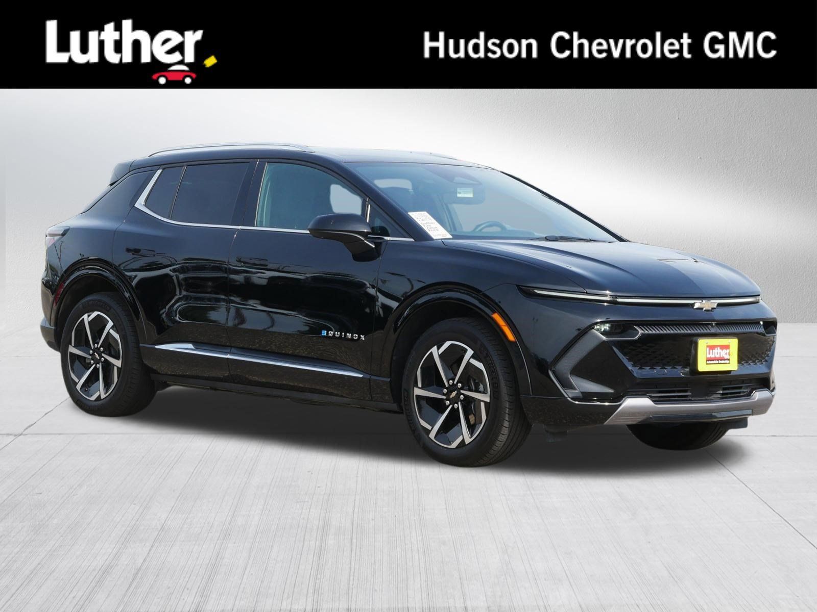 Used 2024 Chevrolet Equinox EV LT AWD/4WD image 1