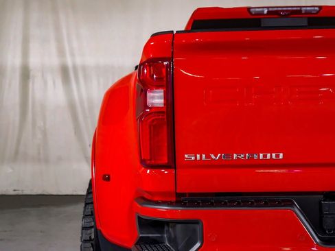 Used 2024 Chevrolet Silverado 3500 LTZ w/ LTZ Plus Package image 44