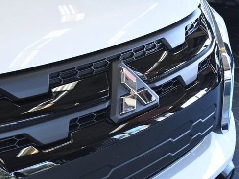 New 2026 Mitsubishi Outlander Sport LE AWD/4WD image 7