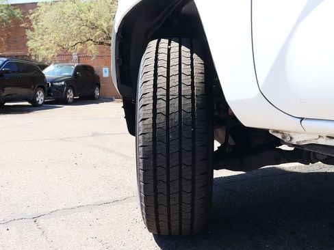 Used 2022 Toyota Tacoma SR image 6