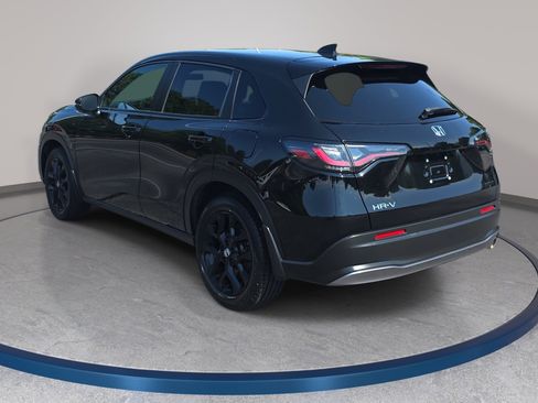 Used 2025 Honda HR-V Sport image 7