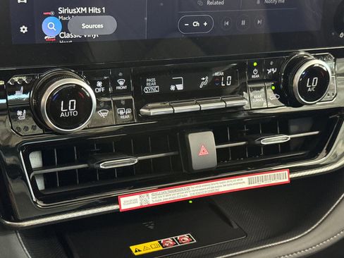 New 2026 Toyota Highlander Platinum AWD/4WD image 26