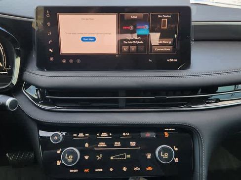 New 2026 INFINITI QX60 Luxe FWD image 17