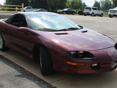 Used 1995 Chevrolet Camaro Z28 RWD image 34