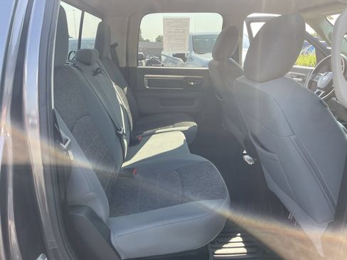 Used 2015 RAM 1500 Big Horn RWD image 25