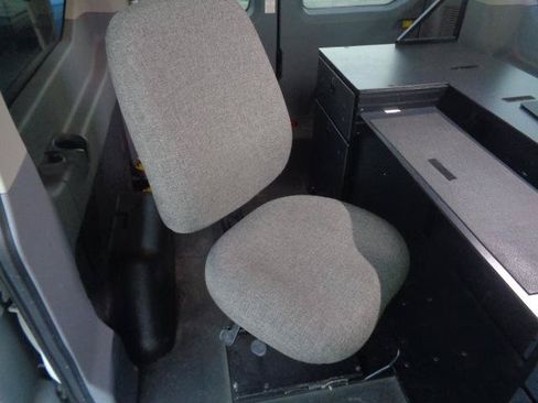Used 2019 Ford Transit 150 XLT RWD image 27