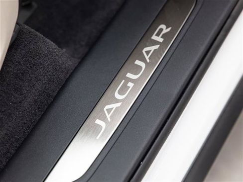 New 2026 Jaguar F-PACE R-Dynamic S AWD/4WD image 26