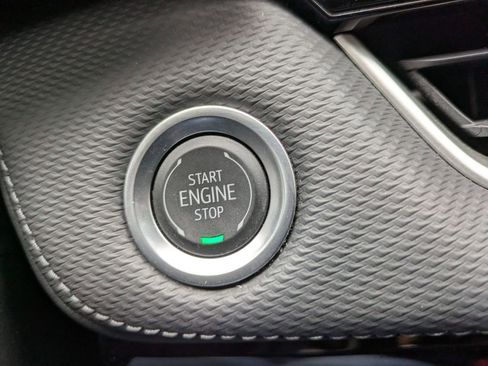 Used 2025 Chevrolet Equinox LT image 19