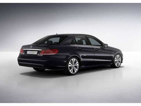 Used 2014 Mercedes-Benz E 350 Sedan image 20