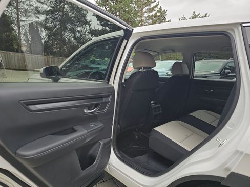 Certified 2025 Honda CR-V LX image 15