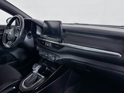 Used 2020 Kia Forte GT-Line FWD image 29