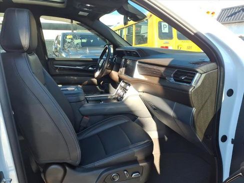 Certified 2024 GMC Yukon XL Denali image 38