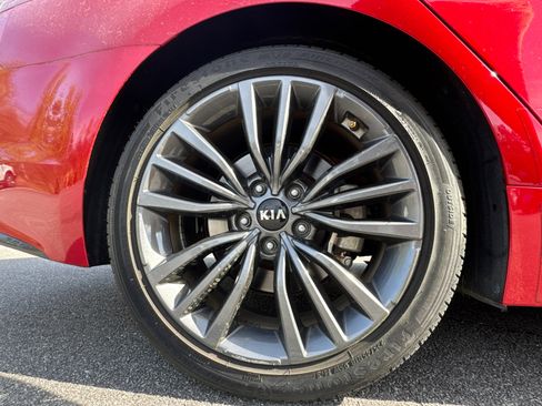 Used 2019 Kia Stinger Premium RWD image 21