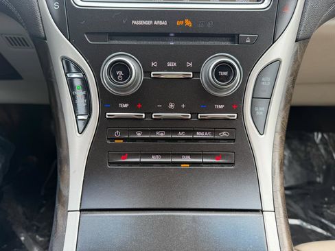 Used 2017 Lincoln MKX Select w/ Select Plus Package image 15