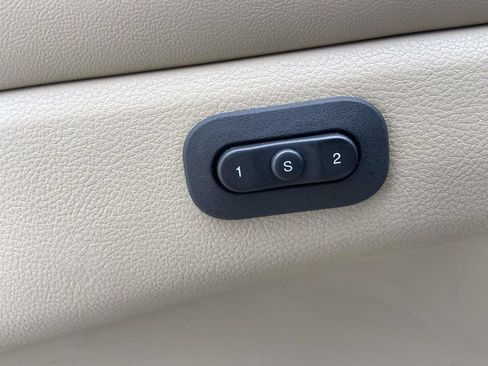 Used 2016 Jeep Grand Cherokee Limited AWD/4WD image 20
