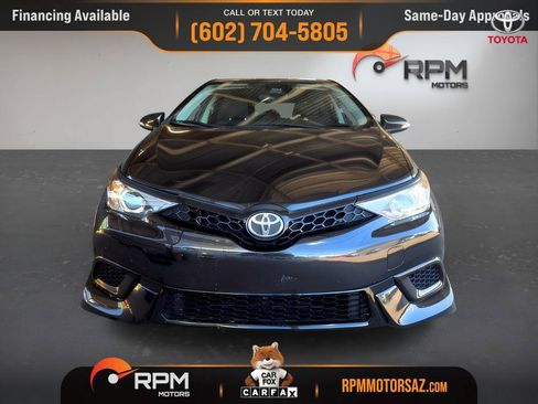 Used 2017 Toyota Corolla iM w/ Carpet Mat Package FWD image 2