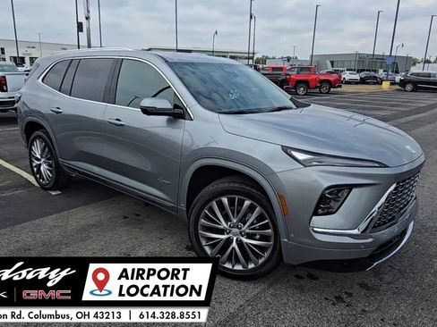 New 2026 Buick Enclave Avenir w/ Super Cruise Package image 2