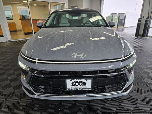 New 2026 Hyundai Sonata Limited FWD image 8