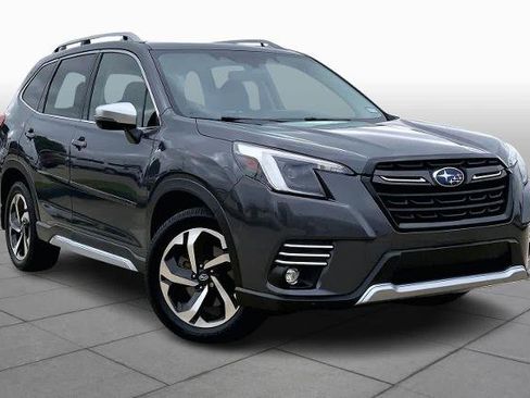 Used 2022 Subaru Forester Touring w/ Popular Package #2 image 3