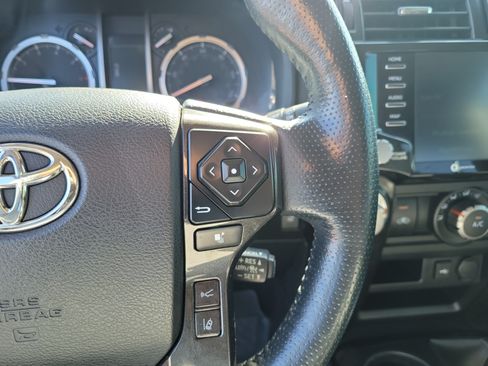 Used 2023 Toyota 4Runner TRD Off-Road Premium w/ Moonroof Package AWD/4WD image 23