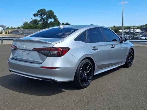 Used 2025 Honda Civic Sport image 6