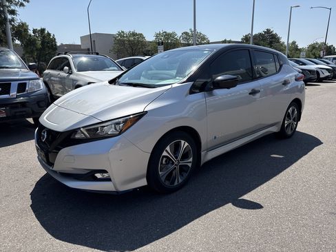 Used 2019 Nissan Leaf SL Plus FWD image 3