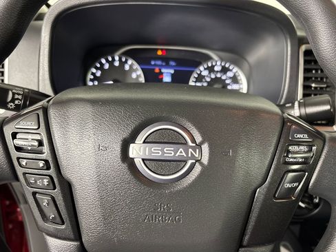 Used 2023 Nissan Frontier SV AWD/4WD image 14