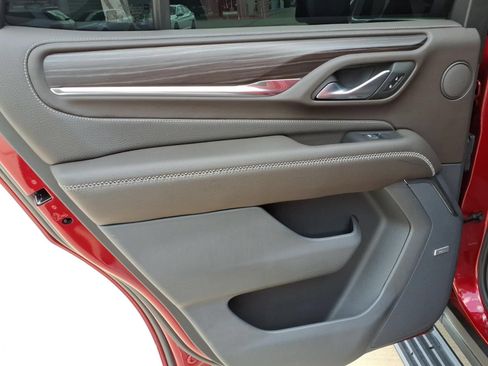 Used 2022 GMC Yukon Denali AWD/4WD image 11