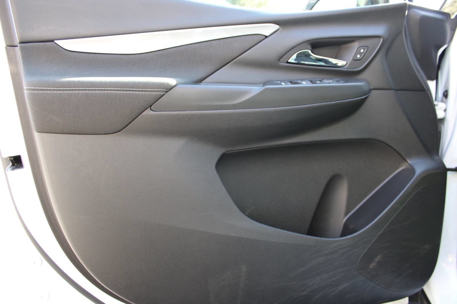 Used 2022 Chevrolet Bolt LT FWD image 10