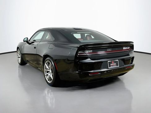 Used 2024 Dodge Charger Daytona Scat Pack w/ Plus Group AWD/4WD image 5
