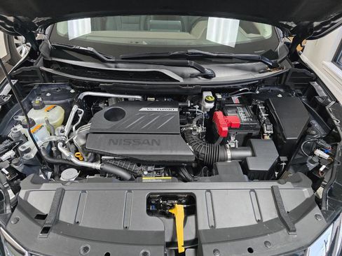 Used 2023 Nissan Rogue SV w/ SV Premium B Package image 37