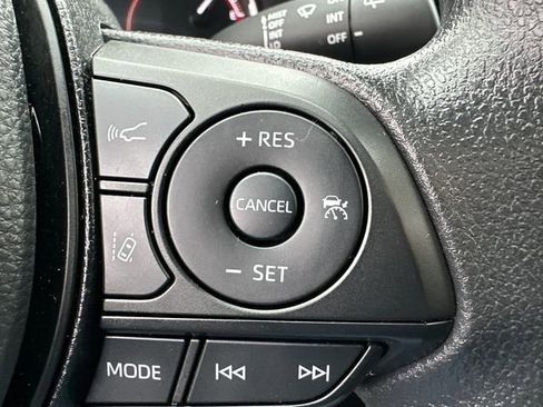 Certified 2025 Toyota RAV4 LE image 30