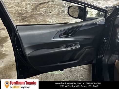 Used 2024 Toyota Prius LE image 13