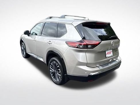 Used 2025 Nissan Rogue Platinum w/ Platinum Premium Package AWD/4WD image 5