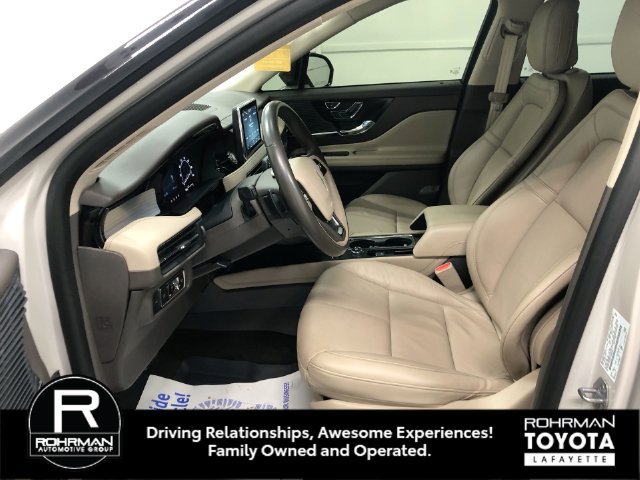 Used 2020 Lincoln Corsair AWD image 12