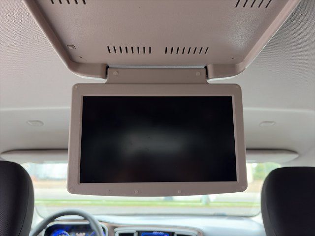 Used 2017 Chrysler Pacifica Touring Plus w/ Tire & Wheel Group FWD image 53