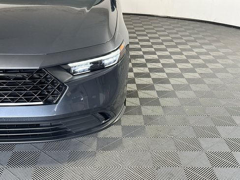 Used 2024 Honda Accord EX image 9