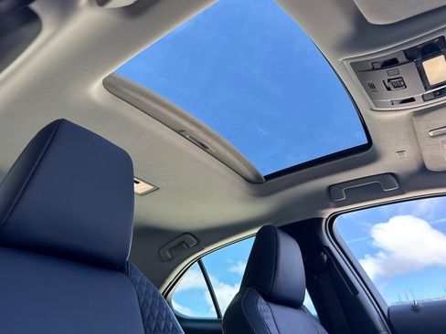 Used 2019 Lexus UX 200 w/ Accessory Package 2 FWD image 23